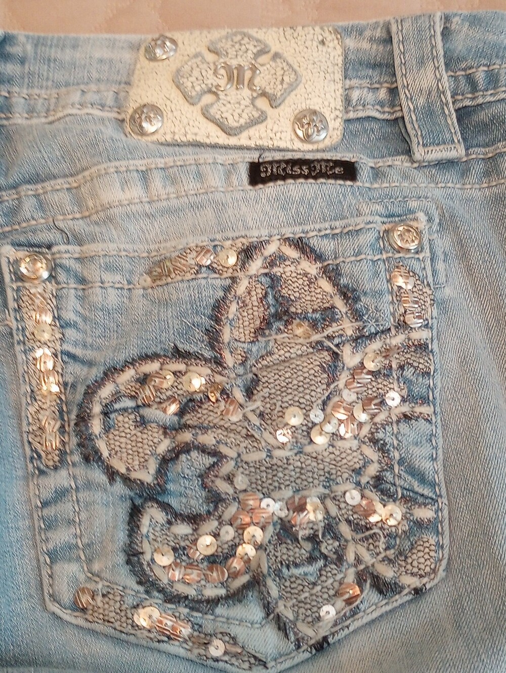 Miss Me Easy Crop Jeans